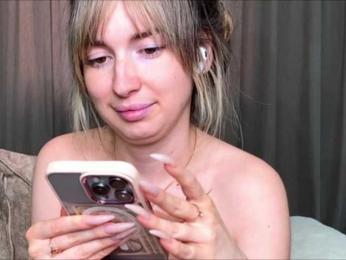 matreshka_ webcam model stream image