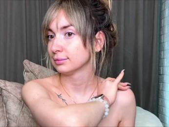 matreshka_ webcam model stream image