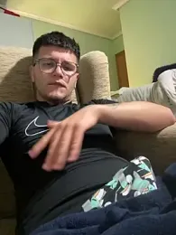 gorka_dom webcam model stream image