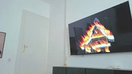HappyVivy webcam model stream image