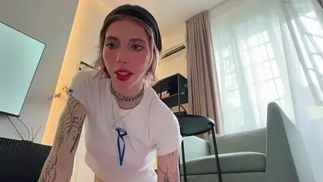 HappyVivy webcam model stream image