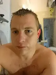 Matttthees webcam model stream image