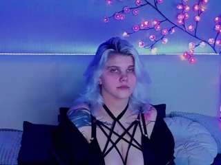 joannlowe webcam model stream image