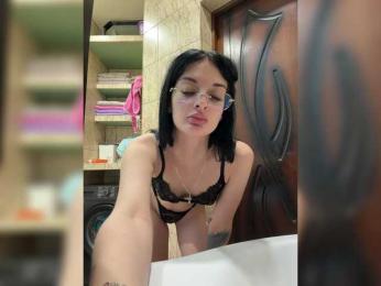 Elizamyyr webcam bongacams model stream image