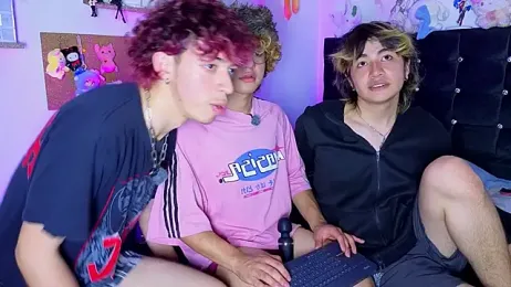 Apolo_Ushi webcam stripchat model stream image