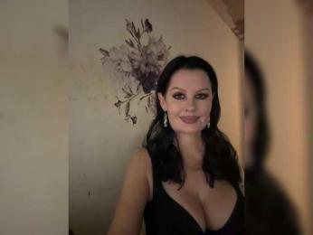 RoyalBreasts webcam model stream image