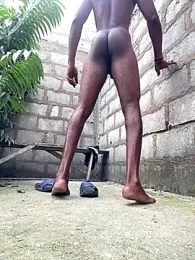 Makemecum634941 webcam model stream image