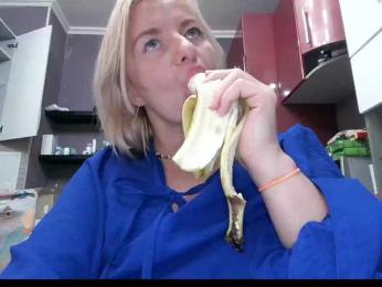 Rose777 webcam bongacams model stream image