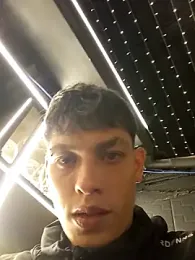 vlackniyaaa6565 webcam model stream image