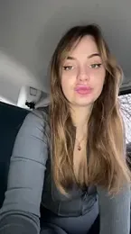 Night_dreams webcam stripchat model stream image