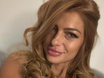 RonieParker webcam model stream image