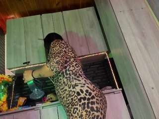 laurenhills webcam model stream image