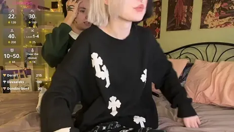 VeryRare_TwinS webcam model stream image