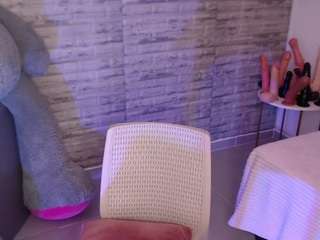 tinnahottie webcam model stream image