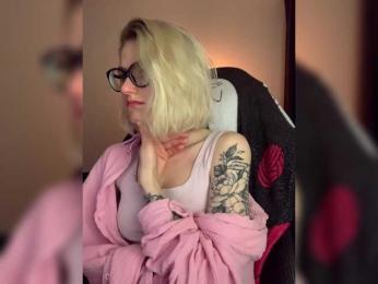 Asya_ webcam model stream image