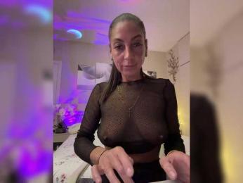 IrinkaGata webcam bongacams model stream image