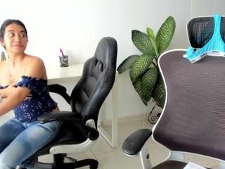 emilybrowm webcam model stream image