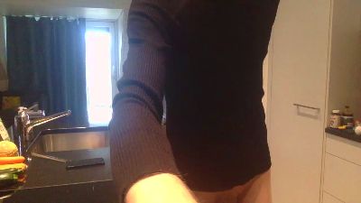 Nakedlio webcam model stream image