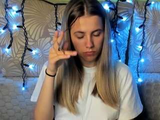 maggiecake webcam model stream image