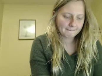 scartit webcam model stream image