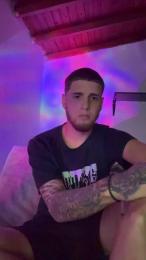 MatteoCross webcam model stream image