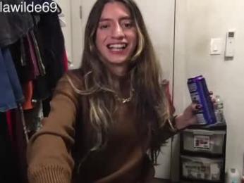 lolita_wilde390 webcam model stream image