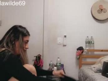 lolita_wilde390 webcam model stream image