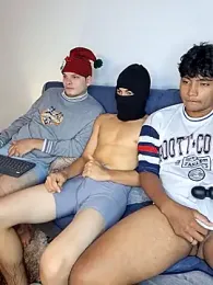 _Ottis_ webcam model stream image