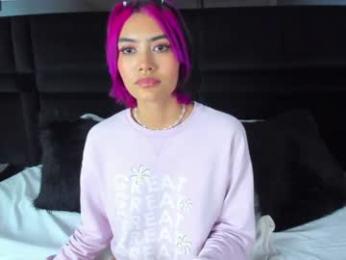 azurakindong webcam model stream image