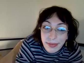 angel_harvey webcam model stream image