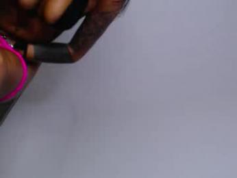 elisa_bright webcam model stream image