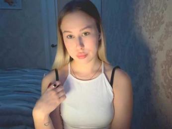 AlisiaBurgs webcam model stream image