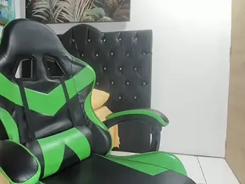 magnust_miller_ webcam model stream image