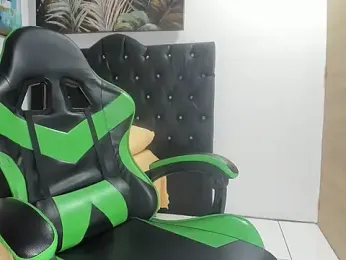 magnust_miller_ webcam model stream image
