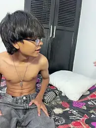 Haru_Ozk webcam model stream image