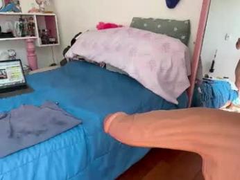 xandernaked webcam model stream image