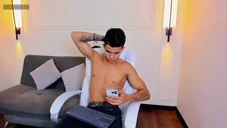 Paradise_boy_s webcam stripchat model stream image