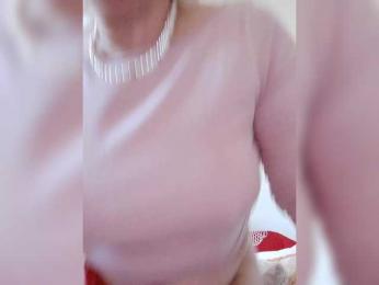 Vika211 webcam model stream image