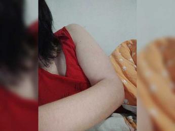 Xo4y-SeXa webcam model stream image