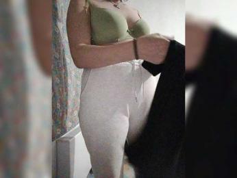 Xo4y-SeXa webcam model stream image