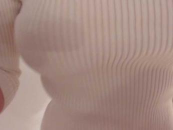 Make_me_wet webcam model stream image