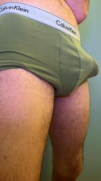 Art_01 webcam model stream image