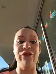 EVILYN webcam stripchat model stream image