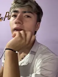 AlexanderCollman2 webcam model stream image