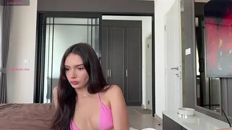 elisonni_ webcam model stream image