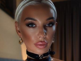 KatalinaRouge webcam model stream image