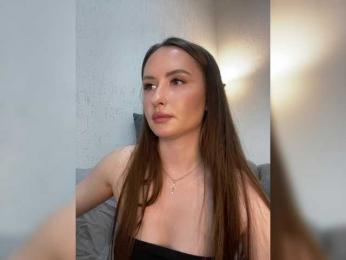 PLEELUS webcam model stream image