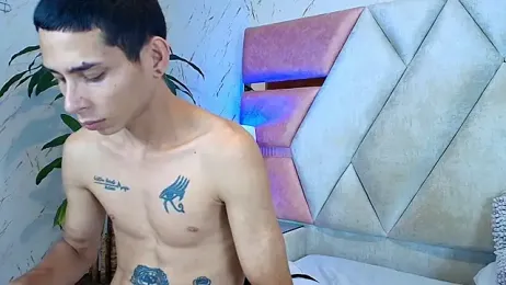 Zoelucas webcam stripchat model stream image