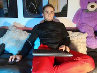 Felipe Stanford webcam model stream image