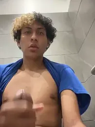 Jjloscooby webcam model stream image